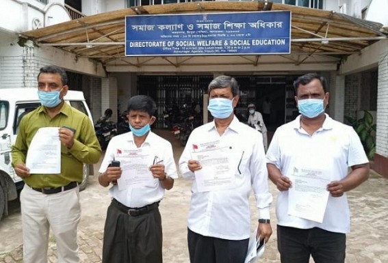 Social Pension of thousands of Poor people Stopped throughout Tripura : Tafashili Jati Samannoy Samiti placed deputation to Social Welfare Dept Director Social Pension of thousands of Poor people Stopped throughout Tripura : Tafashili Jati Samannoy Samiti placed deputation to Social Welfare Dept Director